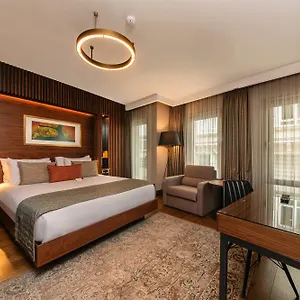 Otel Levni